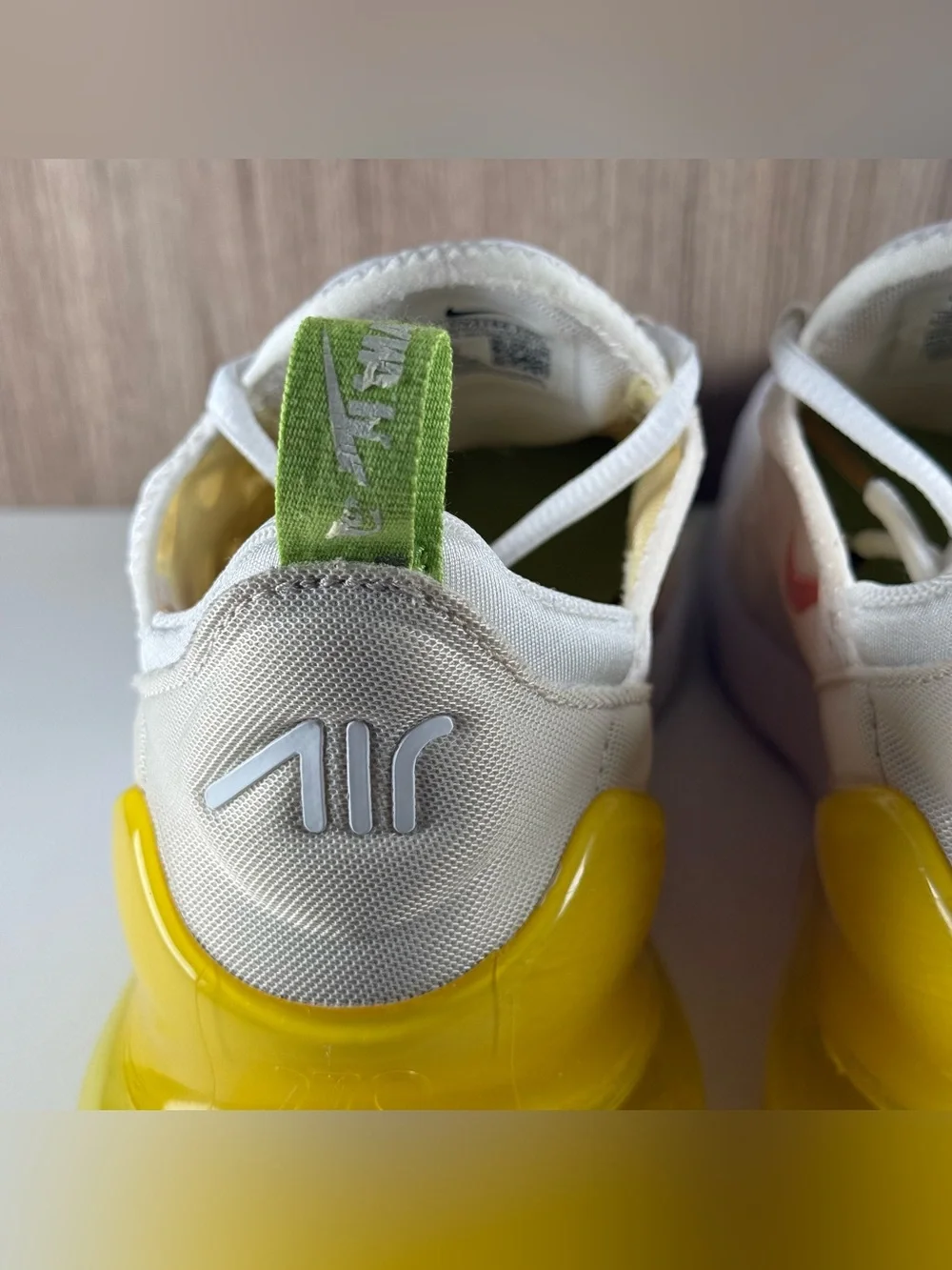 Nike Air Max 270 White Yellow Strike Shoes DV2184-100 Women’s Size 8